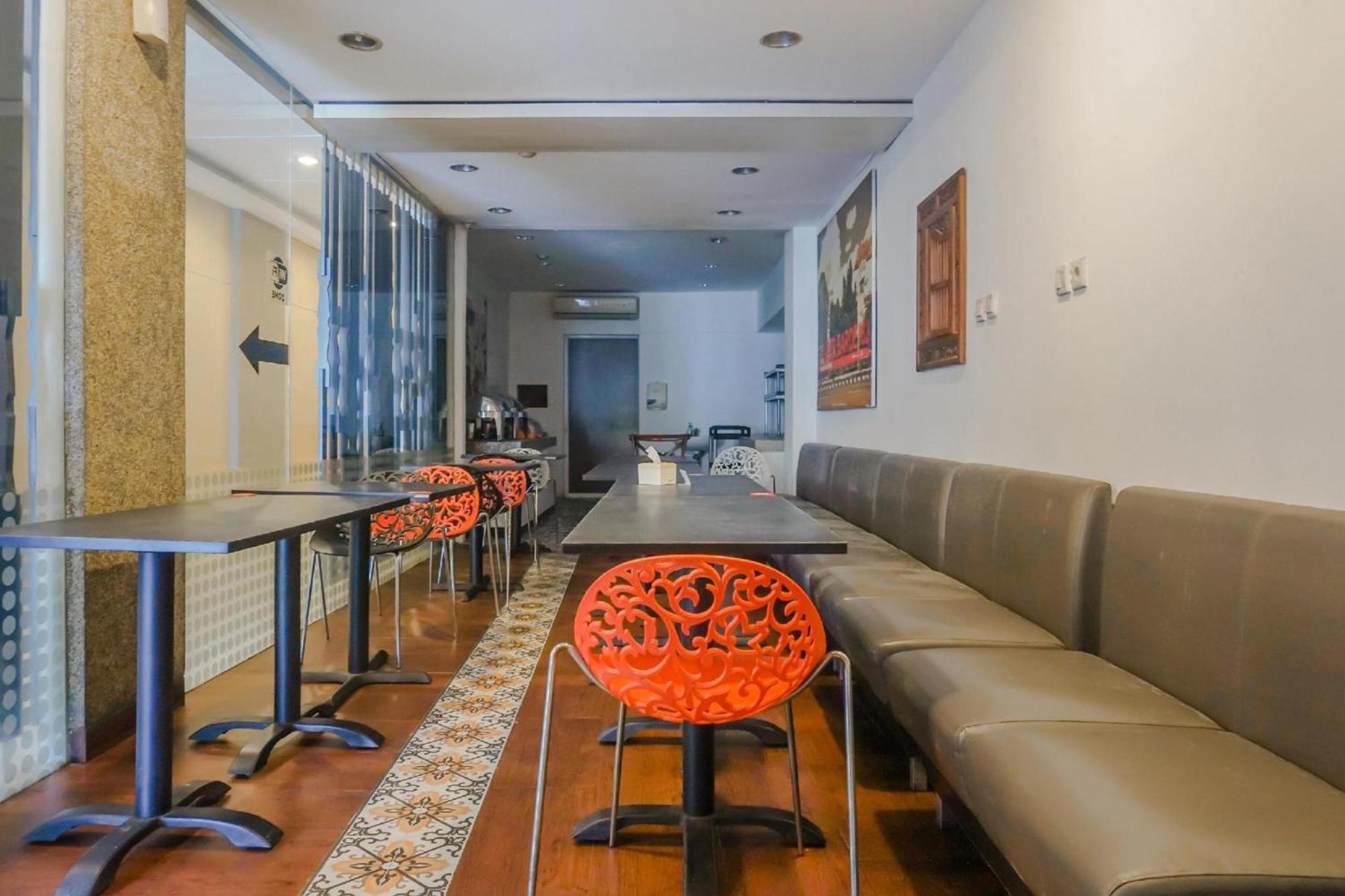 Collection O Hotel Antara جاكرتا المظهر الخارجي الصورة